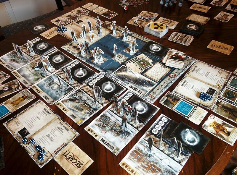 Dead of Winter: A Crossroads Game